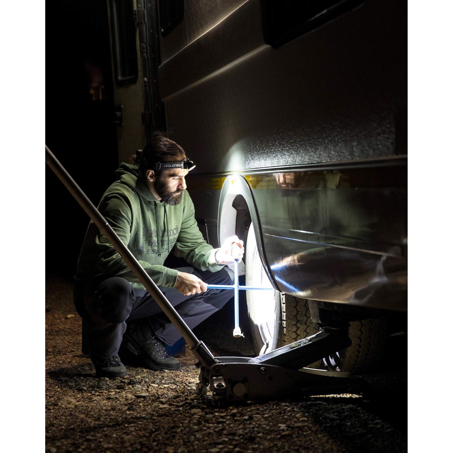 Ledlenser MH10 LED HEadlamp super bright max 600 lumen, 150m beam distance