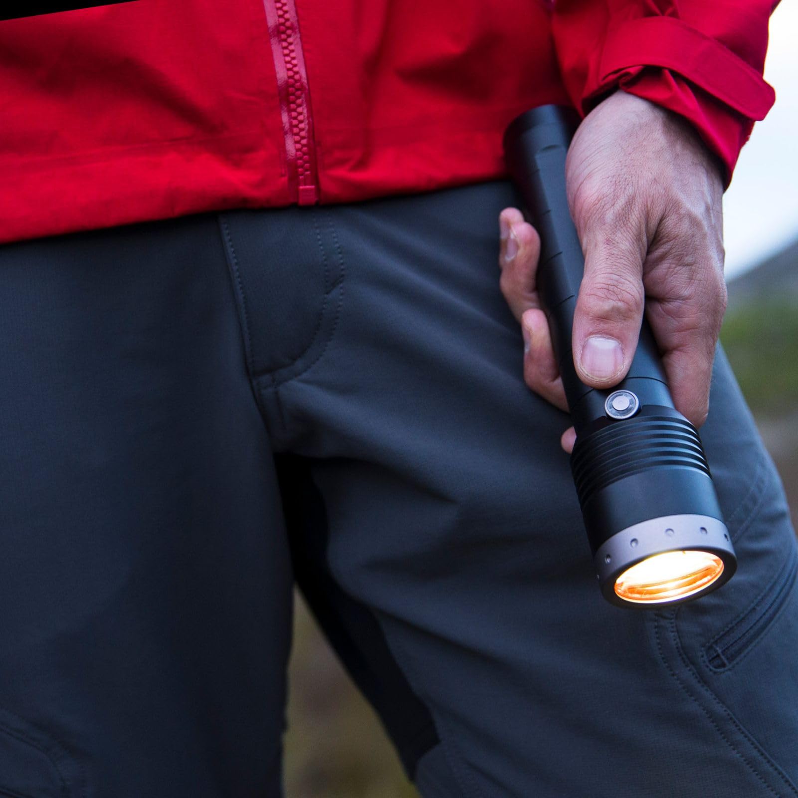 Ledlenser MT6 Outdoor Taschenlampe LED, INKL. Batterien 3xAA, 600 Lumen, fokussierbar