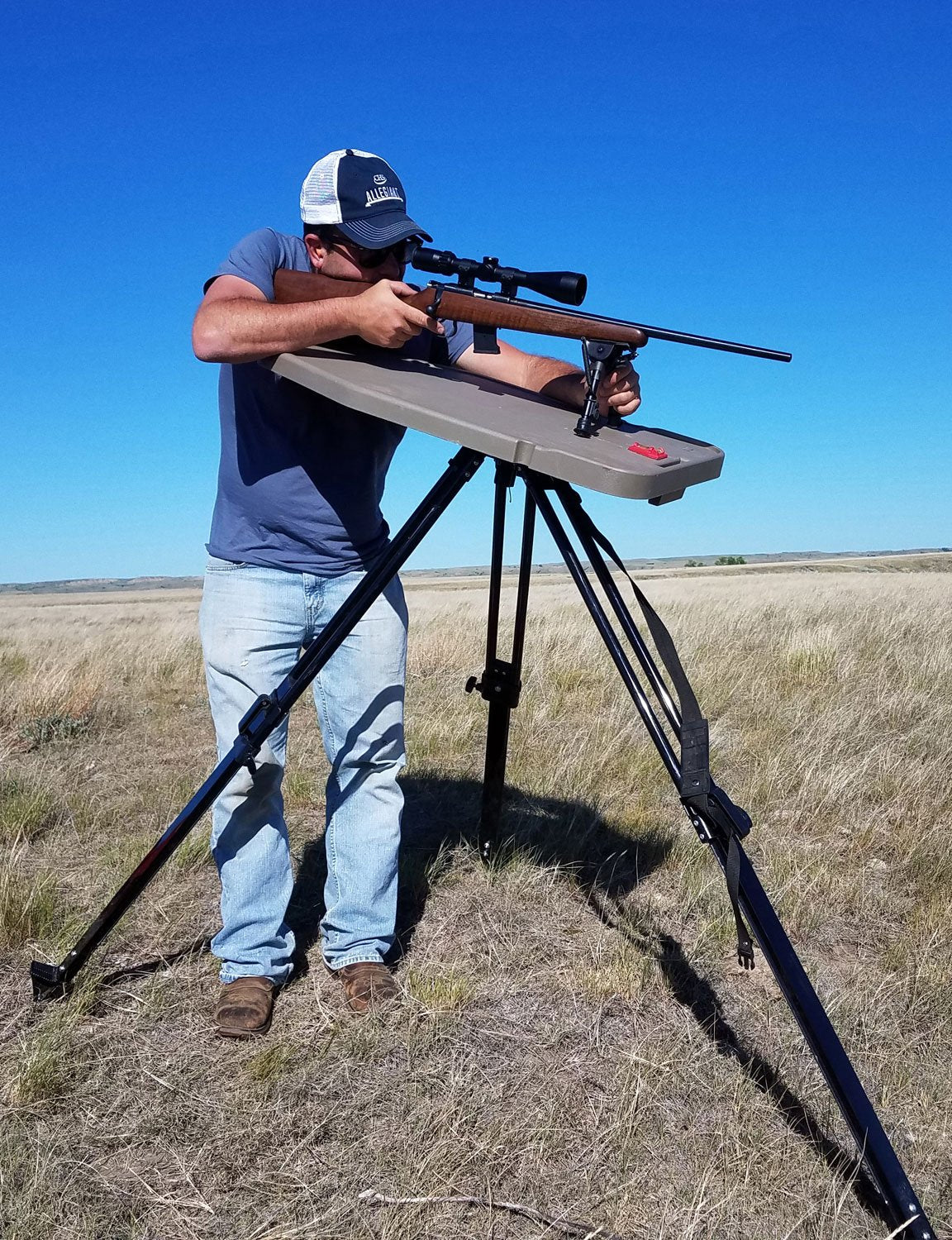 MTM Casegard Hi-Low Shooting Table